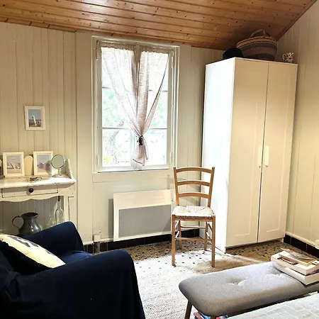 Maison De Avec Wifi, Terrasse Et Parking, A 300m De La De La Paree - Fr-1-224a-66